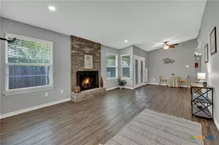 1905 Castle Gate Cir, San Marcos, TX 78666 - Photo 4