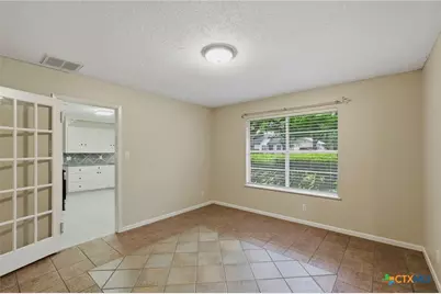 208 N Cedar Street, Buda, TX 78610 - Photo 4