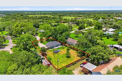 554 West Austin Street, Luling, TX 78648 - Photo 44