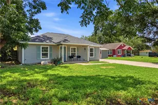 554 W Austin St, Luling, TX 78648 - Photo 4