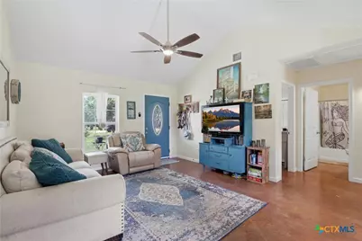 554 West Austin Street, Luling, TX 78648 - Photo 12