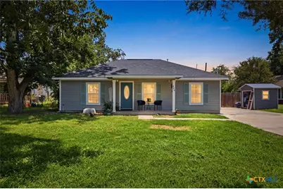 554 West Austin Street, Luling, TX 78648 - Photo 2