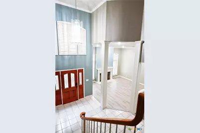 406 Woodway Drive, Victoria, TX 77904 - Photo 2