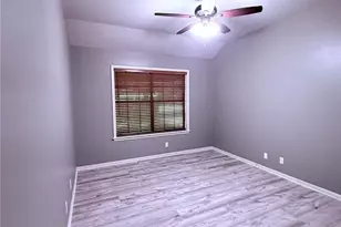 406 Woodway Dr, Victoria, TX 77904 - Photo 18
