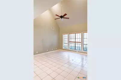 406 Woodway Drive, Victoria, TX 77904 - Photo 10