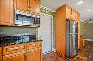 102 Sagemont Ave, Victoria, TX 77904 - Photo 16