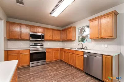 5404 Southern Crossing Drive, Temple, TX 76502 - Photo 6