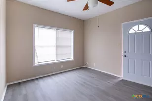 306 E Brazos A & B St, Victoria, TX 77901 - Photo 14