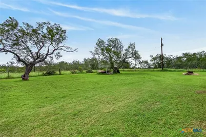 1340 County Road 344, Gonzales, TX 78629 - Photo 32