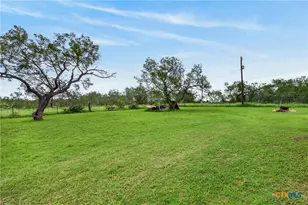 1340 Co Rd 344, Gonzales, TX 78629 - Photo 32