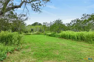 1340 Co Rd 344, Gonzales, TX 78629 - Photo 34