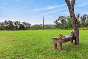 1340 Co Rd 344, Gonzales, TX 78629 - Photo 4