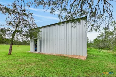 1340 County Road 344, Gonzales, TX 78629 - Photo 30