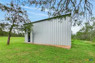 1340 Co Rd 344, Gonzales, TX 78629 - Photo 30