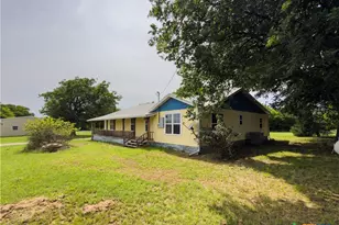322 Hcr 2320, Abbott, TX 76621 - Photo 2