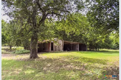 322 Hcr 2320, Abbott, TX 76621 - Photo 16