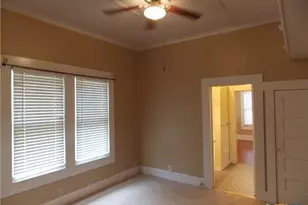 959 Lee St, New Braunfels, TX 78130 - Photo 6