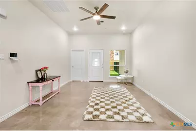 410 W Avenue C, Copperas Cove, TX 76522 - Photo 6