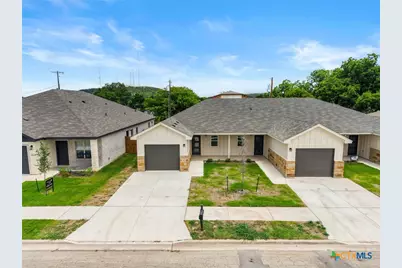 410 W Avenue C, Copperas Cove, TX 76522 - Photo 2