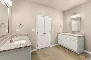 408 W Avenue C, Copperas Cove, TX 76522 - Photo 18