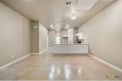 408 W Avenue C, Copperas Cove, TX 76522 - Photo 8