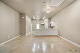 408 W Avenue C, Copperas Cove, TX 76522 - Photo 8