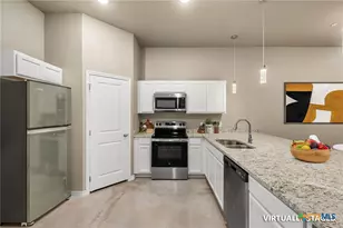 408 W Avenue C, Copperas Cove, TX 76522 - Photo 6