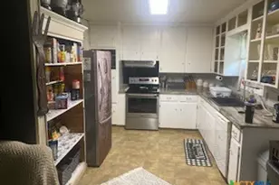 3106 Erwin Ave, Victoria, TX 77901 - Photo 14