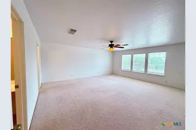 2051 Club Crossing, New Braunfels, TX 78130 - Photo 14