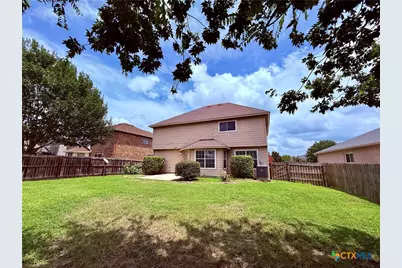 2051 Club Crossing, New Braunfels, TX 78130 - Photo 30