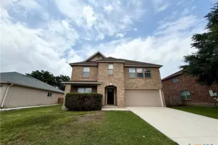 2051 Club Crossing, New Braunfels, TX 78130 - Photo 2