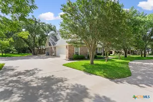 901 Salado Oaks Dr, Salado, TX 76571 - Photo 2