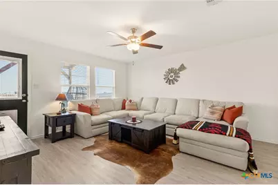 9129 Navarro Vista, Seguin, TX 78155 - Photo 12