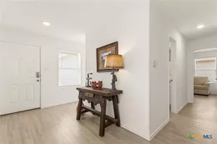 9129 Navarro Vis, Seguin, TX 78155 - Photo 6