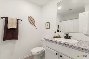 9129 Navarro Vis, Seguin, TX 78155 - Photo 18