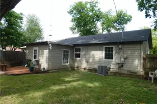 1304 S 19th St, Temple, TX 76504 - Photo 4