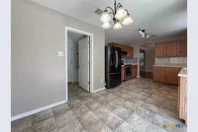 2237 Stoneleigh Drive, New Braunfels, TX 78130 - Photo 10