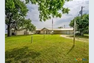 736 W Lakecrest Drive, Other, TX 78607 - Photo 4