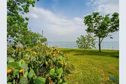 736 W Lakecrest Drive, Other, TX 78607 - Photo 40