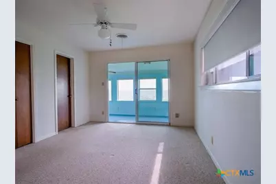 736 W Lakecrest Drive, Other, TX 78607 - Photo 20