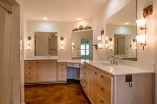 736 W Lakecrest Dr, Other, TX 78607 - Photo 12