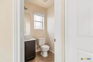3808 Jack Barnes Ave, Killeen, TX 76549 - Photo 10