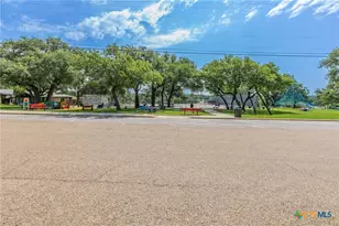 27 S Sherwood Dr, Belton, TX 76513 - Photo 26