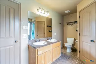 27 S Sherwood Dr, Belton, TX 76513 - Photo 14