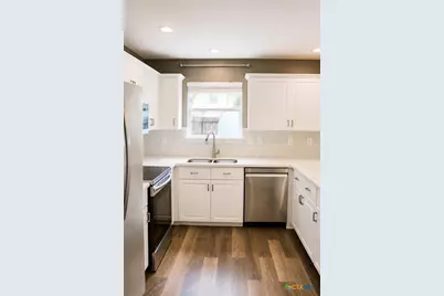 7710 Fallen Pine, Converse, TX 78109 - Photo 10