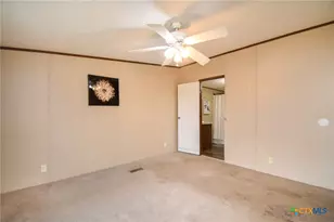 413 W Oaks Dr, Victoria, TX 77905 - Photo 18