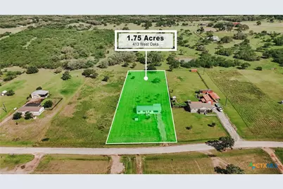413 West Oaks Drive, Victoria, TX 77905 - Photo 2