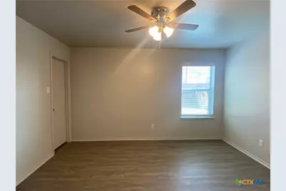 415 E Fourth Avenue #A, Belton, TX 76513 - Photo 10