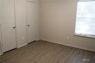 415 E 4th Ave, Belton, TX 76513 - Photo 24