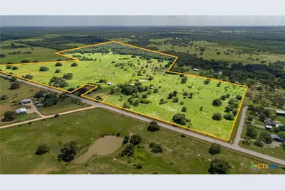 3226 State Highway 119, Yorktown, TX 78164 - Photo 2